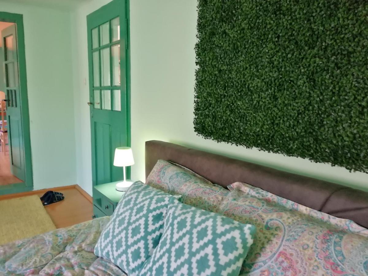 Hello Nature House - Cheile Nerei, Carasului, Garlistei Giurgiova ภายนอก รูปภาพ