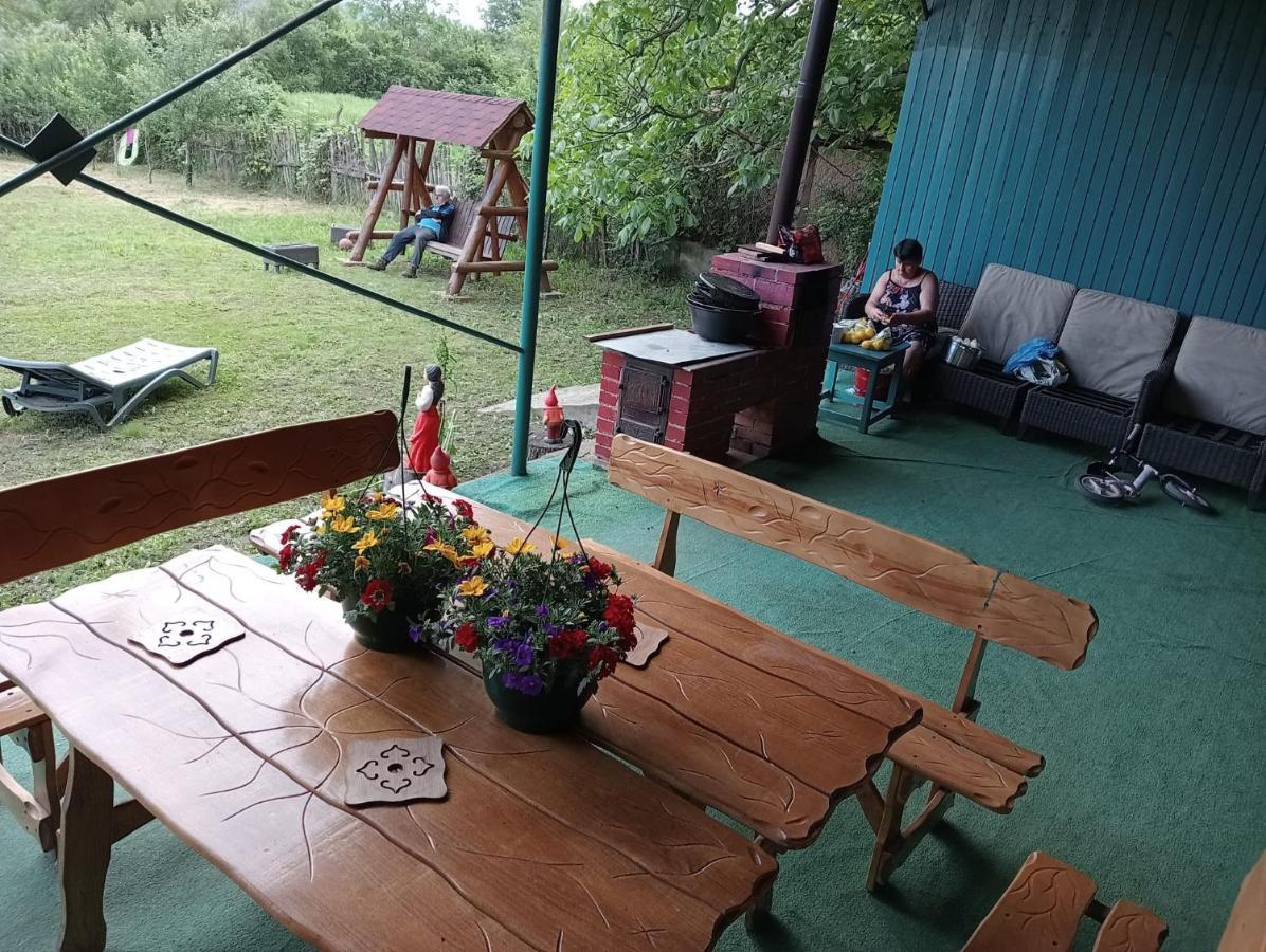 Hello Nature House - Cheile Nerei, Carasului, Garlistei Giurgiova ภายนอก รูปภาพ