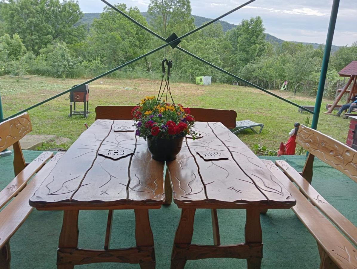 Hello Nature House - Cheile Nerei, Carasului, Garlistei Giurgiova ภายนอก รูปภาพ